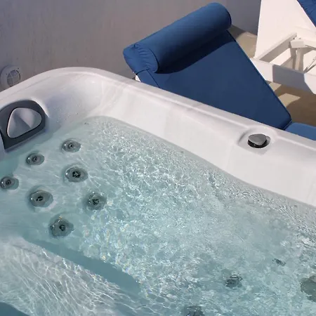 Mary Castelia Villa With Jacuzzi Akrotírion Exteriér fotografie