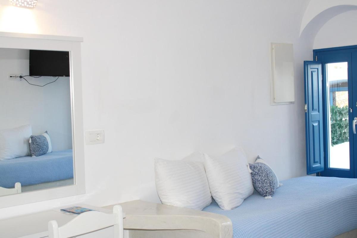 Mary Castelia With Jacuzzi Apartment Akrotiri (Santorini)